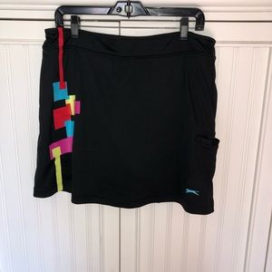 Black Slazenger golf skort size large
